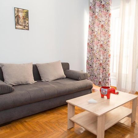 Aris Apartment นาฟปลิโอ ภายนอก รูปภาพ