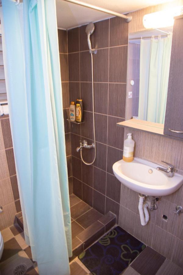 Aris Apartment นาฟปลิโอ ภายนอก รูปภาพ